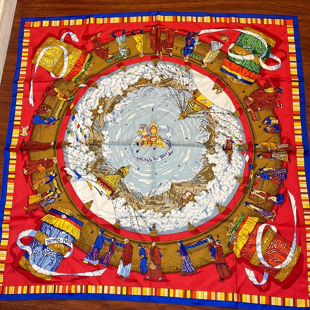 Rare Authentic Prieres du vent Hermes silk scarf